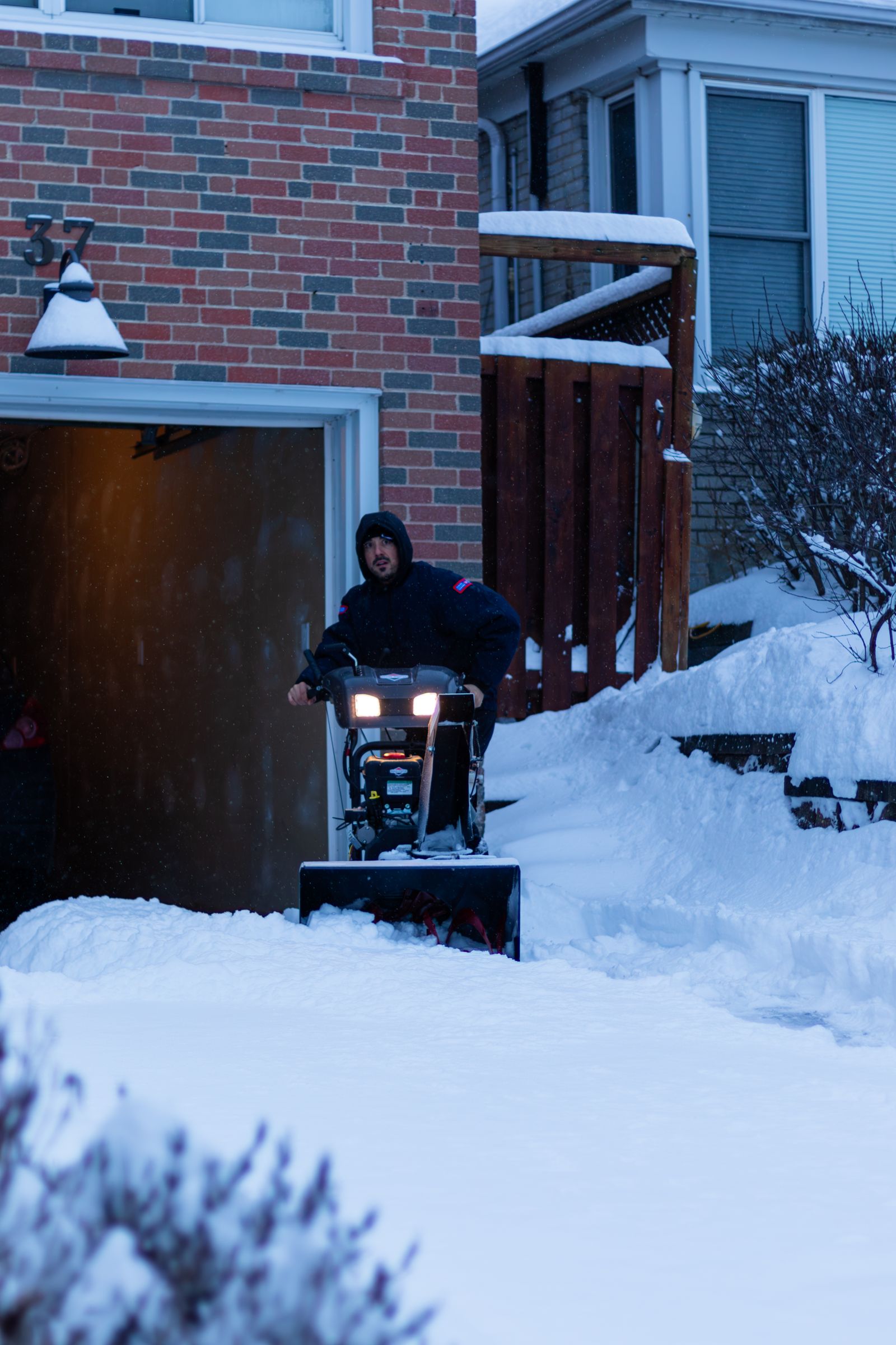 Driveway snow clearing